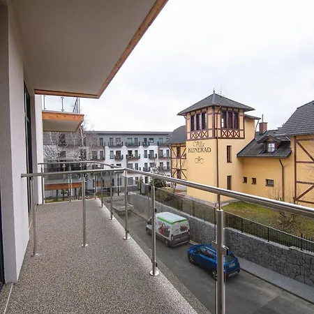 Liana Hrebienok C206 Апартаменты