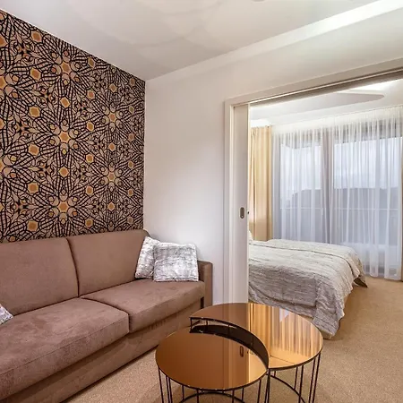 Liana Hrebienok C206 * Високе-Татри